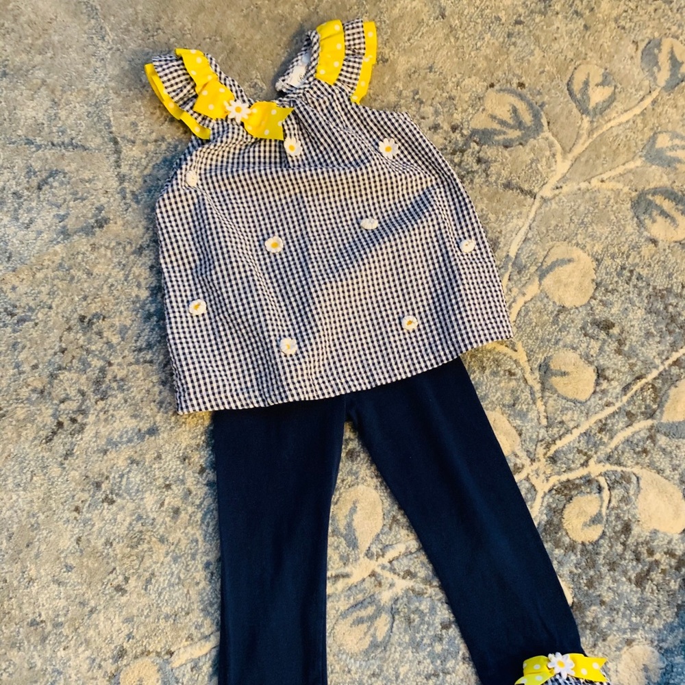 SOLD. Pop of Yellow Rare Editions Outfit. 4t.